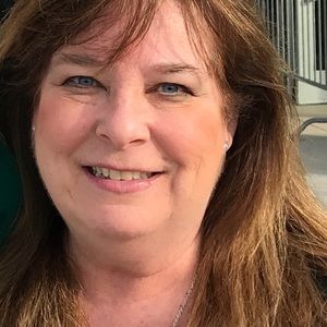 Meet your Posher, Gayle